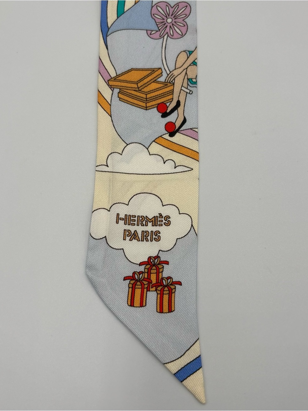 Hermes Carres Volants Twilly Scarf Pastel Blue Cream Multicolor Silk - Picture 4 of 6